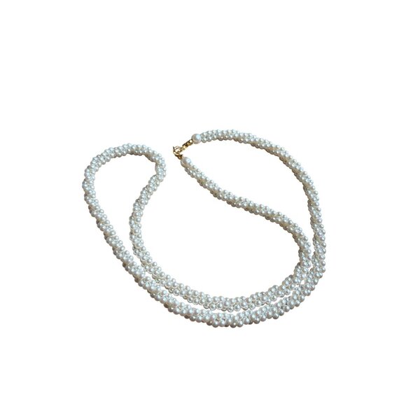 Twisted Plastic Faux Pearl Seed Bead Necklace Goldtone Clasp 24 inches - Picture 2 of 3